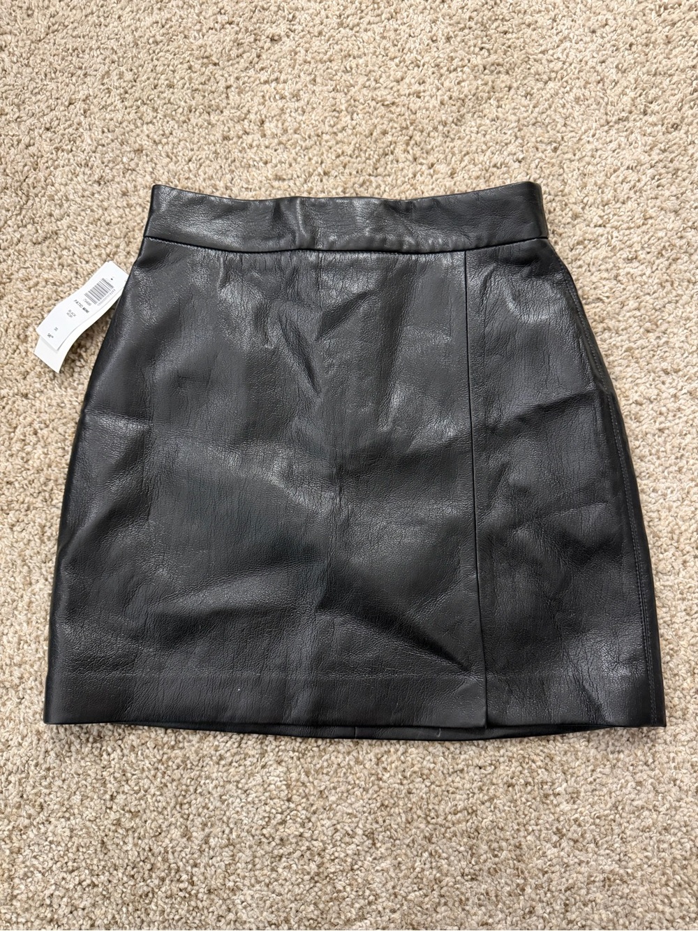 Aritzia - Black Faux Leather Mini Skirt